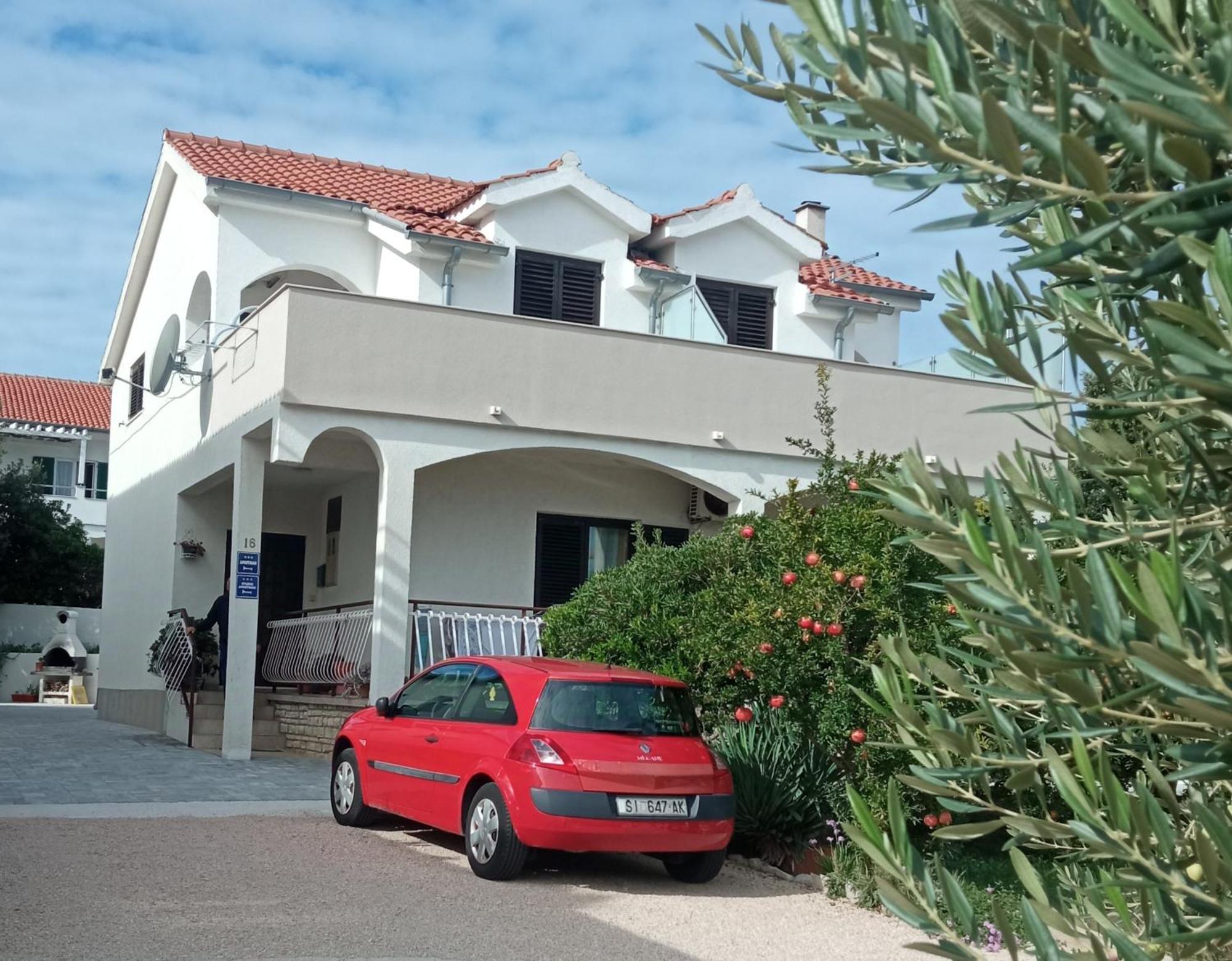 Apartments Lavanda - Free Parking And Grill イェゼラ エクステリア 写真